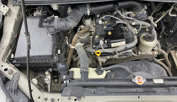 2022 Toyota Innova Crysta 2.7 VX 7 STR, Petrol, Manual, 36,534 km, Engine View - Right