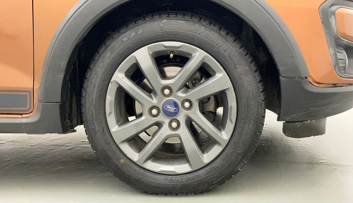 2018 Ford FREESTYLE TITANIUM PLUS 1.5 DIESEL, Diesel, Manual, 38,882 km, Right Front Wheel