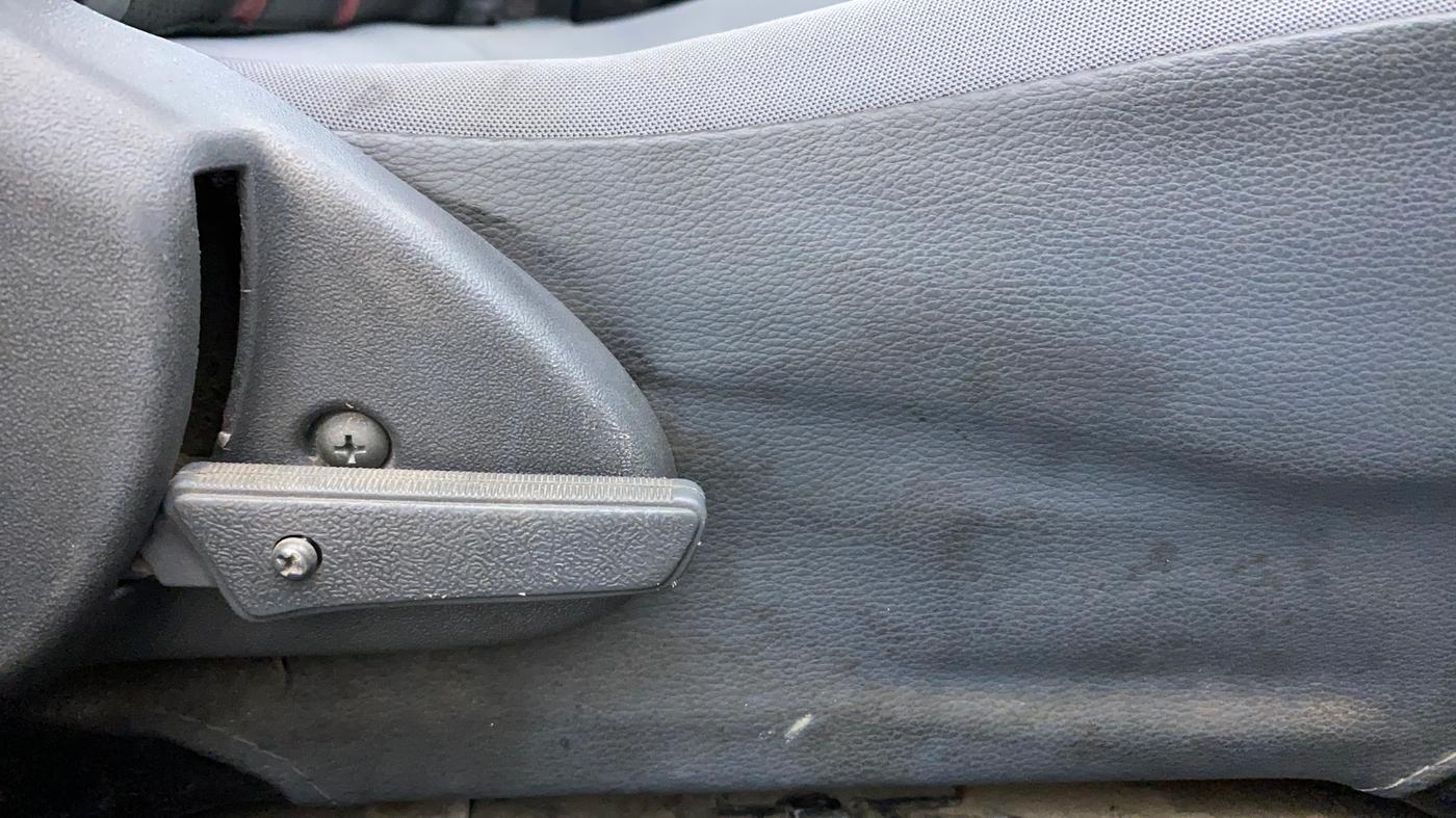2012 Maruti Alto 800 LXI CNG, CNG, Manual, 1,08,467 km, Driver Side Adjustment Panel