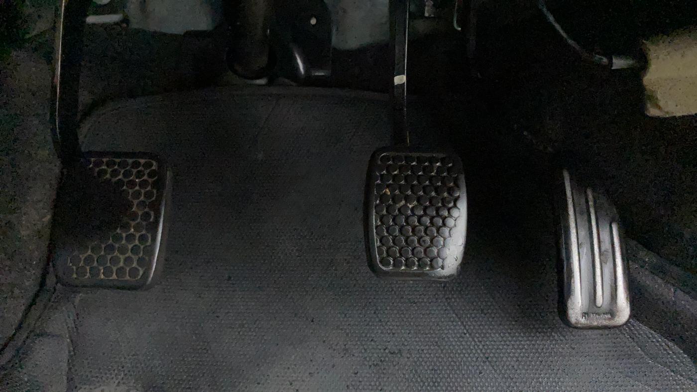 2012 Maruti Alto 800 LXI CNG, CNG, Manual, 1,08,467 km, Pedals