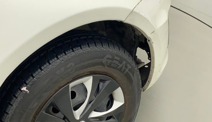 2015 Maruti Swift VXI, Petrol, Manual, 80,189 km, Right fender - Lining loose