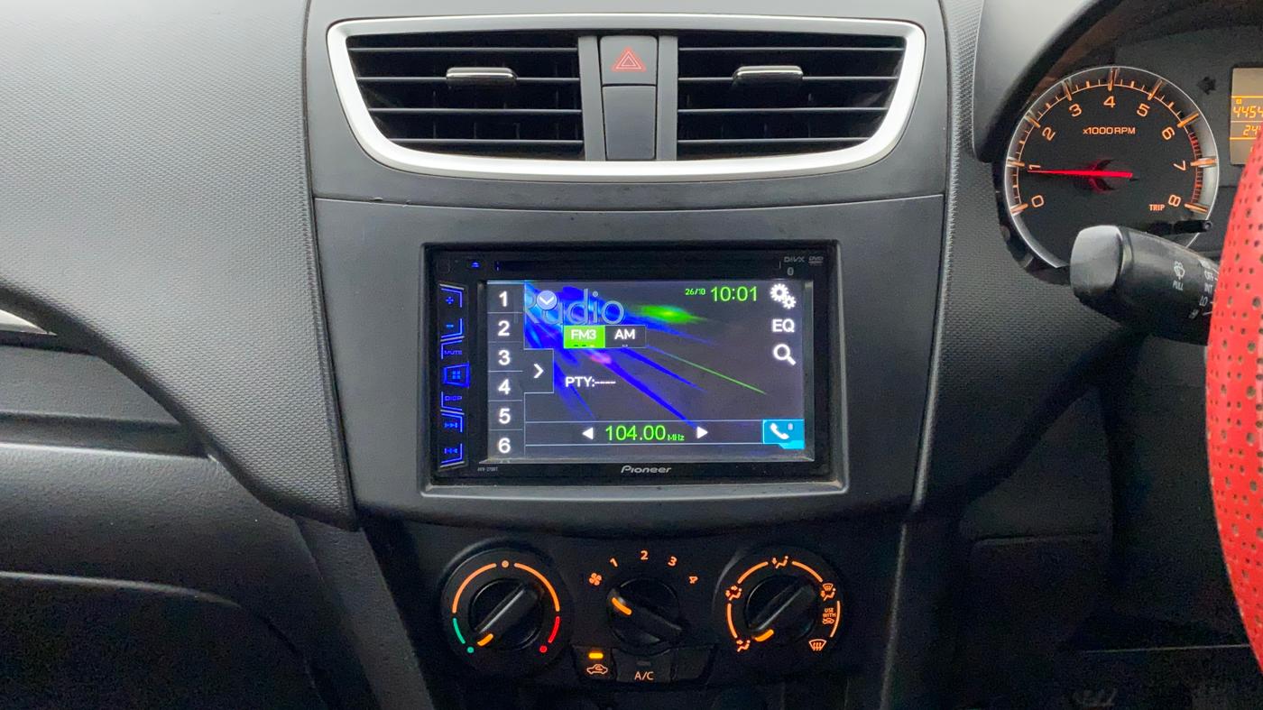 2015 Maruti Swift VXI, Petrol, Manual, 24,452 km, Air Conditioner