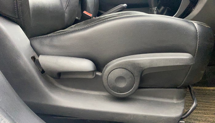 2018 Maruti Ciaz S 1.4 MT PETROL, Petrol, Manual, 49,086 km, Driver Side Adjustment Panel