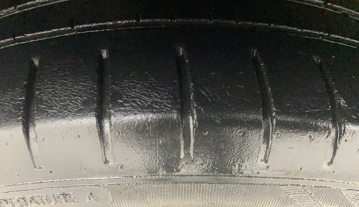 2018 Maruti Ciaz S 1.4 MT PETROL, Petrol, Manual, 49,086 km, Left Front Tyre Tread