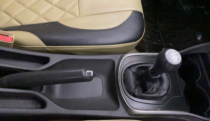 2016 Honda City 1.5L I-VTEC V MT, Petrol, Manual, 86,593 km, Gear Lever