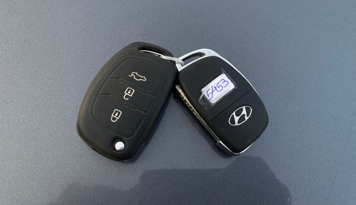 2014 Hyundai Verna FLUIDIC 1.4 VTVT CX, Petrol, Manual, 55,657 km, Key Close Up