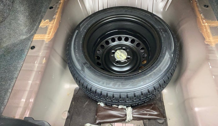 2016 Honda City 1.5L I-VTEC VX, Petrol, Manual, 1,04,823 km, Spare Tyre