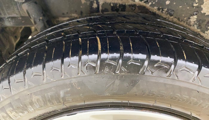 2018 Maruti Wagon R 1.0 VXI, CNG, Manual, 79,934 km, Right Rear Tyre Tread