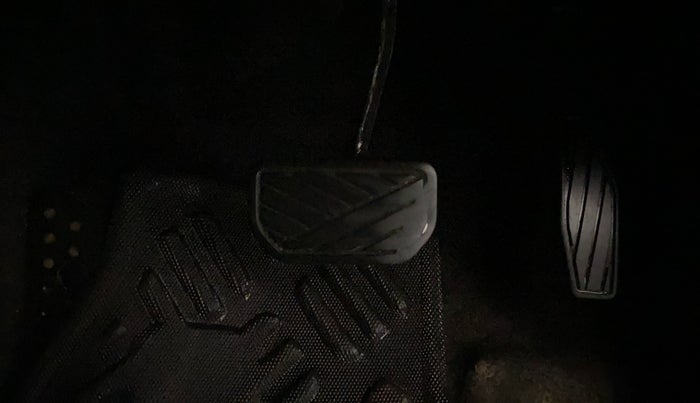 2023 Maruti JIMNY ZETA ALL GRIP PRO AT, Petrol, Automatic, 21,760 km, Pedals