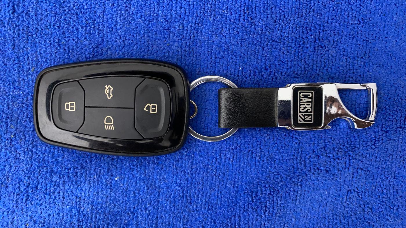 2022 Tata Safari XZA PLUS DARK EDITION, Diesel, Automatic, 49,441 km, Key Close Up