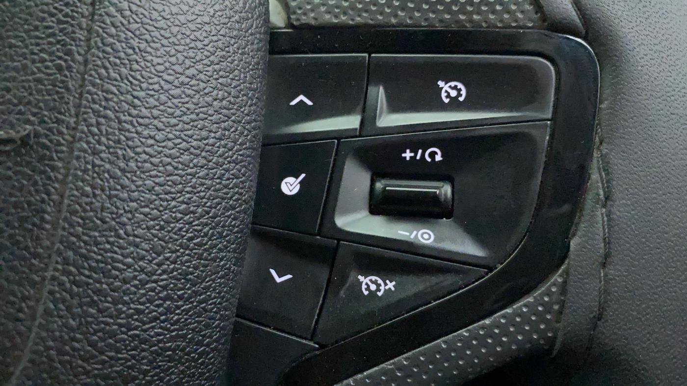 2022 Tata Safari XZA PLUS DARK EDITION, Diesel, Automatic, 49,441 km, Adaptive Cruise Control