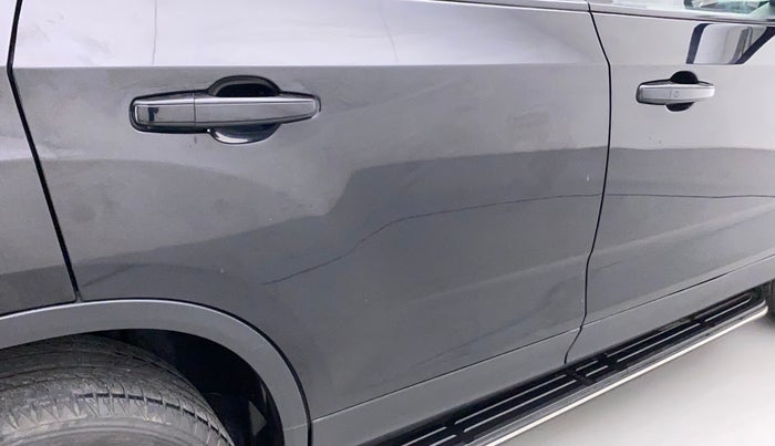 2022 Tata Safari XZA PLUS DARK EDITION, Diesel, Automatic, 49,441 km, Right rear door - Minor scratches