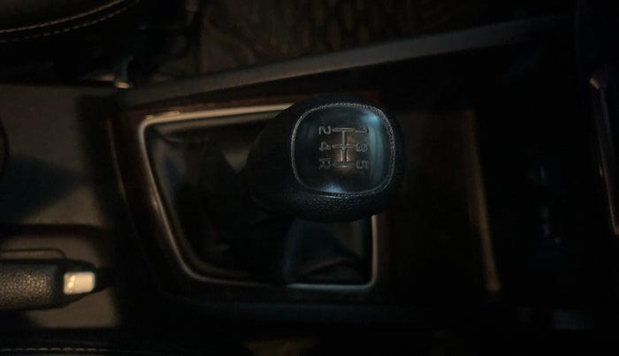 2015 Hyundai Elite i20 MAGNA 1.2, Petrol, Manual, 64,232 km, Gear Lever