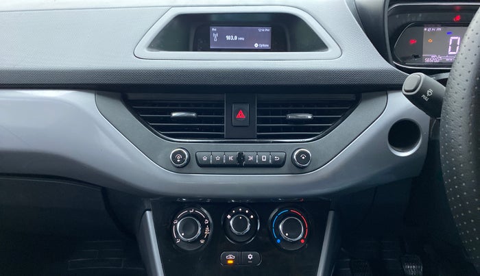 2020 Tata NEXON XM SUNROOF DIESEL, Diesel, Manual, 56,519 km, Air Conditioner