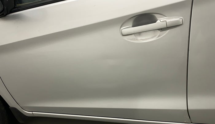 2015 Honda Amaze 1.2L I-VTEC S, Petrol, Manual, 42,669 km, Front passenger door - Paint has faded