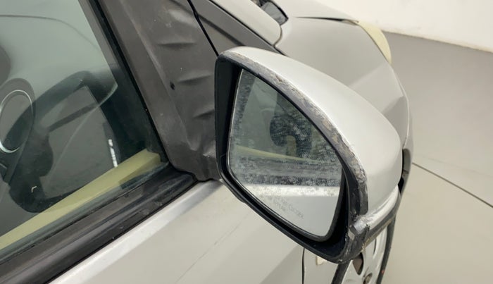 2015 Honda Amaze 1.2L I-VTEC S, Petrol, Manual, 42,669 km, Right rear-view mirror - Mirror motor not working