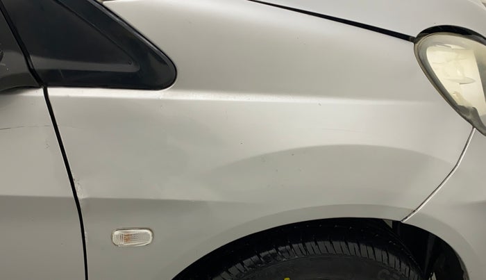 2015 Honda Amaze 1.2L I-VTEC S, Petrol, Manual, 42,669 km, Right fender - Slightly dented