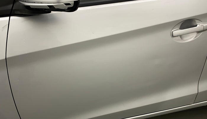 2015 Honda Amaze 1.2L I-VTEC S, Petrol, Manual, 42,669 km, Front passenger door - Minor scratches
