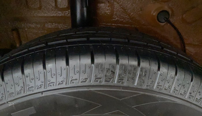 2017 Maruti Celerio X ZXI (O) AMT, Petrol, Automatic, 90,161 km, Right Rear Tyre Tread