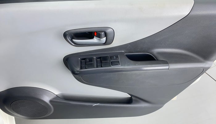 2009 Maruti A Star VXI, Petrol, Manual, 47,887 km, Driver Side Door Panels Control