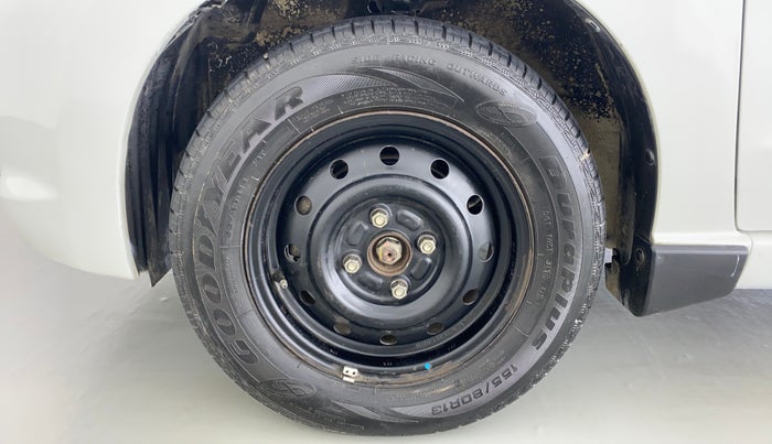 2009 Maruti A Star VXI, Petrol, Manual, 47,887 km, Left Front Wheel