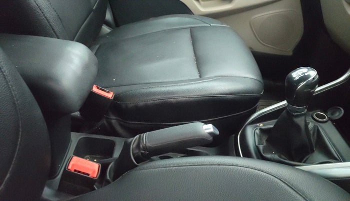 2019 Ford Ecosport TITANIUM 1.5L PETROL, Petrol, Manual, 1,15,488 km, Gear Lever