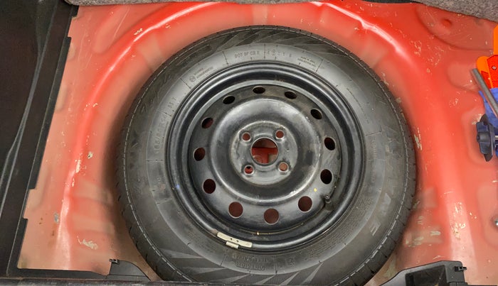 2021 Maruti Swift VXI, Petrol, Manual, 42,007 km, Spare Tyre