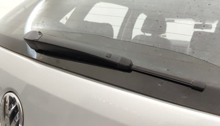 2015 Volkswagen Polo HIGHLINE1.2L, Petrol, Manual, 61,171 km, Rear Wiper