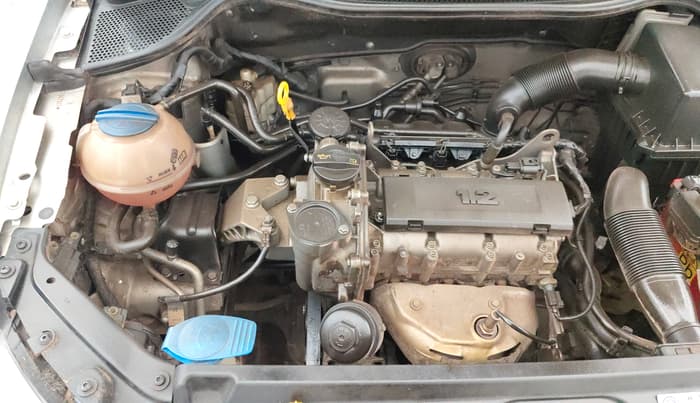 2015 Volkswagen Polo HIGHLINE1.2L, Petrol, Manual, 61,171 km, Engine View - Right