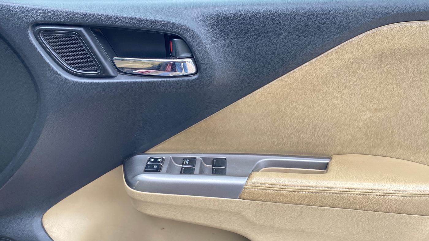 2015 Honda City 1.5L I-VTEC VX, Petrol, Manual, 87,755 km, Driver Side Door Panels Control
