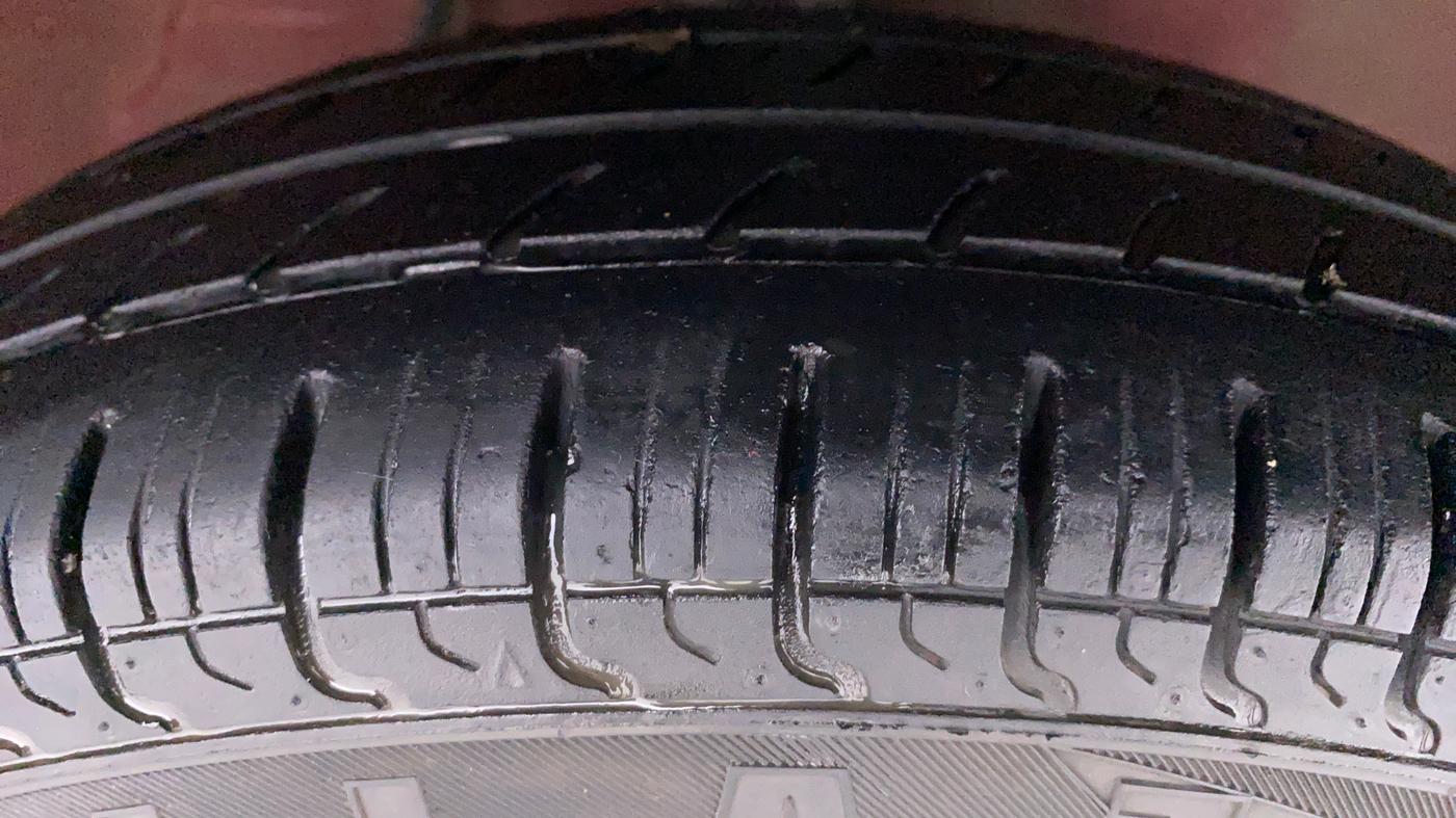 2018 Maruti Alto 800 LXI OPT, Petrol, Manual, 23,035 km, Right Front Tyre Tread