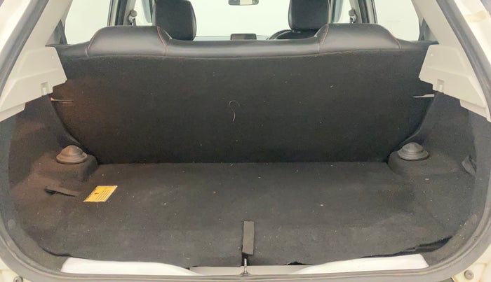 2023 Tata PUNCH ACCOMPLISHED DAZZLE SUNROOF CNG MT, CNG, Manual, 32,902 km, Boot Inside