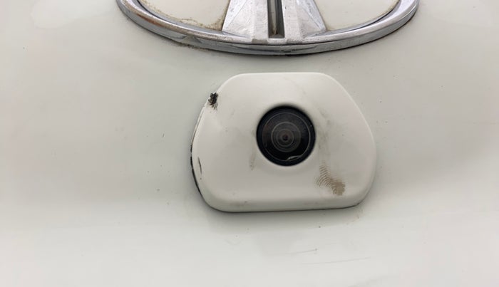 2023 Tata PUNCH ACCOMPLISHED DAZZLE SUNROOF CNG MT, CNG, Manual, 32,902 km, Parking Camera