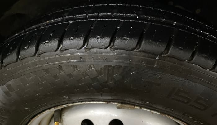 2023 Maruti Eeco 5 STR AC CNG, CNG, Manual, 54,766 km, Right Front Tyre Tread