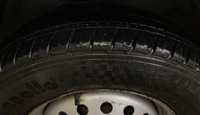 2023 Maruti Eeco 5 STR AC CNG, CNG, Manual, 54,766 km, Left Front Tyre Tread