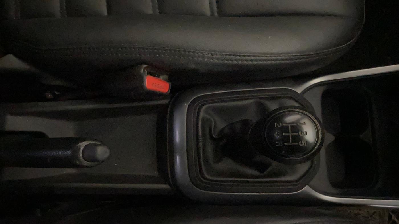 2023 Maruti IGNIS SIGMA 1.2, CNG, Manual, 54,290 km, Gear Lever