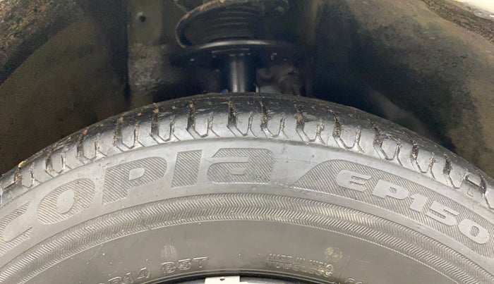 2020 Maruti Dzire VXI AMT, Petrol, Automatic, 77,599 km, Right Front Tyre Tread