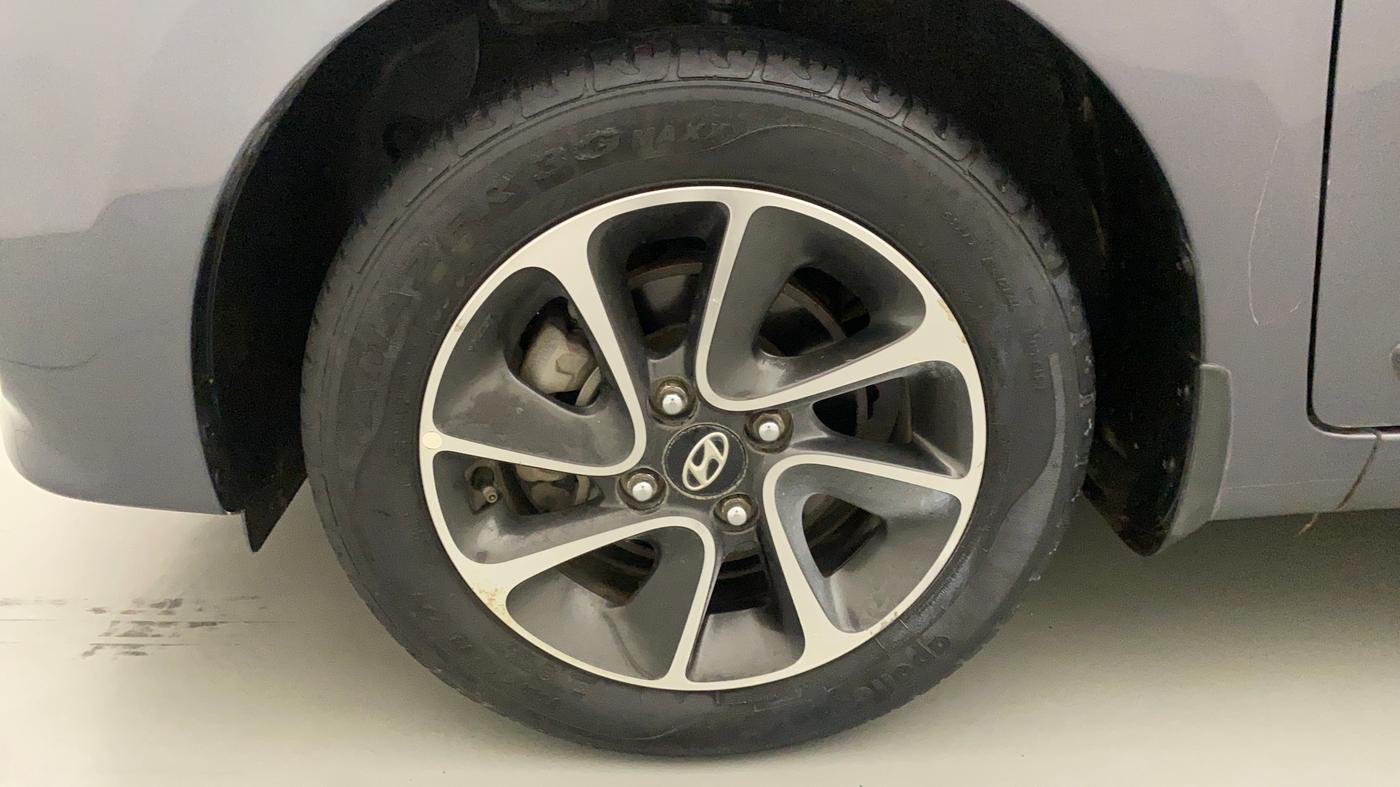 2017 Hyundai Grand i10 SPORTZ (O) AT 1.2 KAPPA VTVT, Petrol, Automatic, 25,723 km, Left Front Wheel