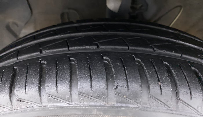 2020 Hyundai NEW SANTRO 1.1 ERA EXICUTIVE, Petrol, Manual, 14,544 km, Left Front Tyre Tread