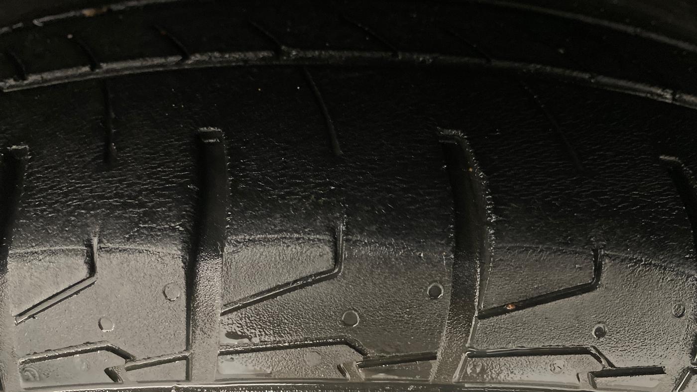 2022 KIA SELTOS HTX PLUS 1.5 DIESEL, Diesel, Manual, 1,36,574 km, Left Front Tyre Tread