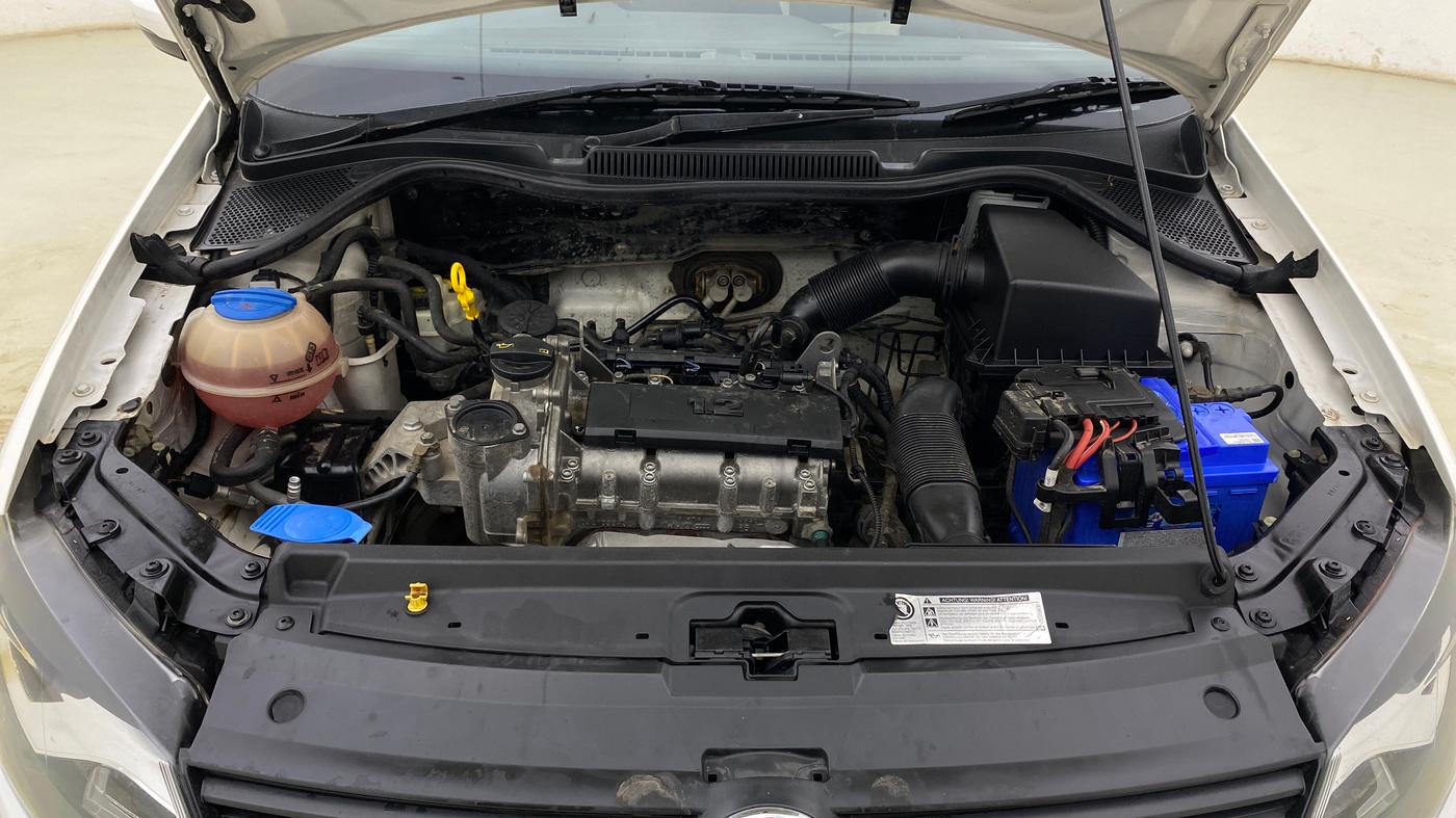 2016 Volkswagen Polo HIGHLINE1.2L, Petrol, Manual, 64,533 km, Engine View