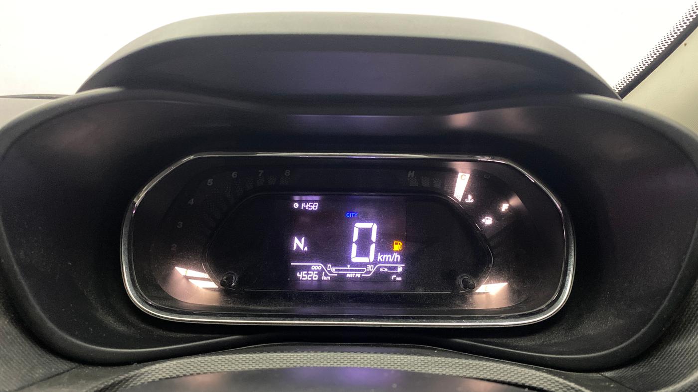 2021 Tata NEXON XMA SUNROOF PETROL, Petrol, Automatic, 45,261 km, Odometer Image