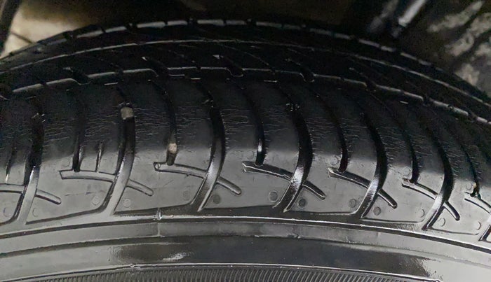 2021 Maruti Celerio VXI (O) CNG, CNG, Manual, 27,707 km, Right Rear Tyre Tread