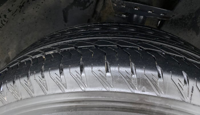 2022 Tata Safari XZA+ DARK EDITION , Diesel, Automatic, 15,172 km, Right Front Tyre Tread
