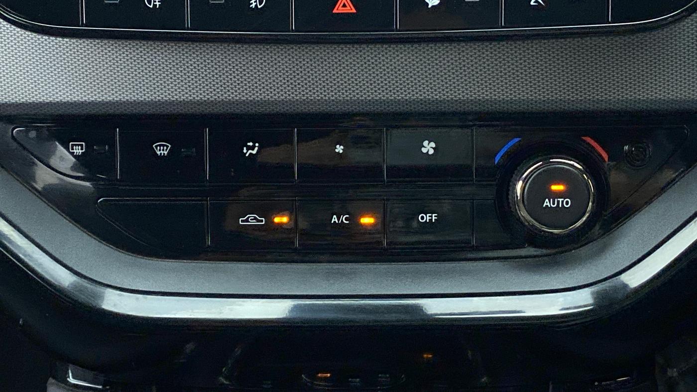 2022 Tata Safari XZA+ DARK EDITION , Diesel, Automatic, 15,172 km, Automatic Climate Control