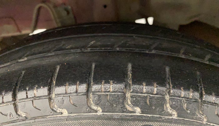 2016 Hyundai Eon ERA +, Petrol, Manual, 48,125 km, Right Rear Tyre Tread