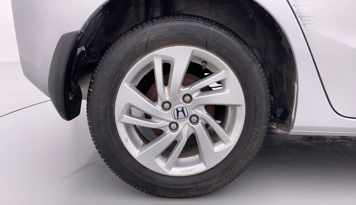 2017 Honda Jazz 1.2 V AT, Petrol, Automatic, 21,509 km, Right Rear Wheel