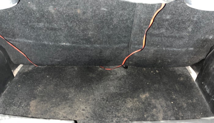 2014 Maruti Swift VXI, Petrol, Manual, 1,11,377 km, Boot Inside