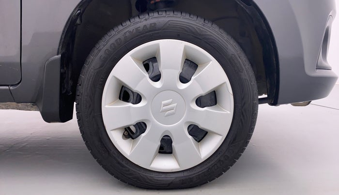 2019 Maruti Alto K10 VXI P, Petrol, Manual, 46,892 km, Right Front Wheel