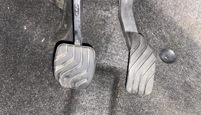 2021 Renault TRIBER RXZ AMT, Petrol, Automatic, 40,549 km, Pedals